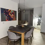 Elysian Escape 公寓 Sarandë