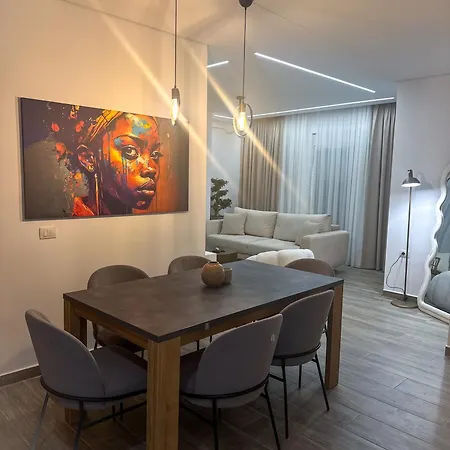 Elysian Escape Apartment *