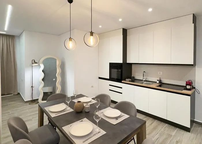 Elysian Escape Sarandë